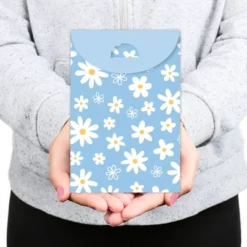 Big Dot Of Happiness Blue Daisy Flowers - Floral Gift Favor Bags - Party Goodie Boxes - Set Of 12 -Anagram Shop GUEST d5846793 02e9 47f5 8c3b b9d0425bfaa3
